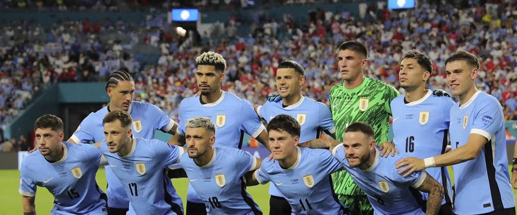 La selección uruguaya es favorita para avanzar a cuartos en el grupo C