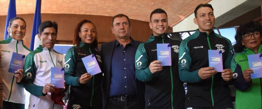 El ‘Team Bolivia’ fue presentado este lunes en la ciudad de La Paz antes de partir a los Juegos Olímpicos.