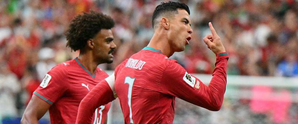 Cristiano Ronaldo anotó dos goles en la victoria ante Uzbekistán en su segundo partido en el Mundial.