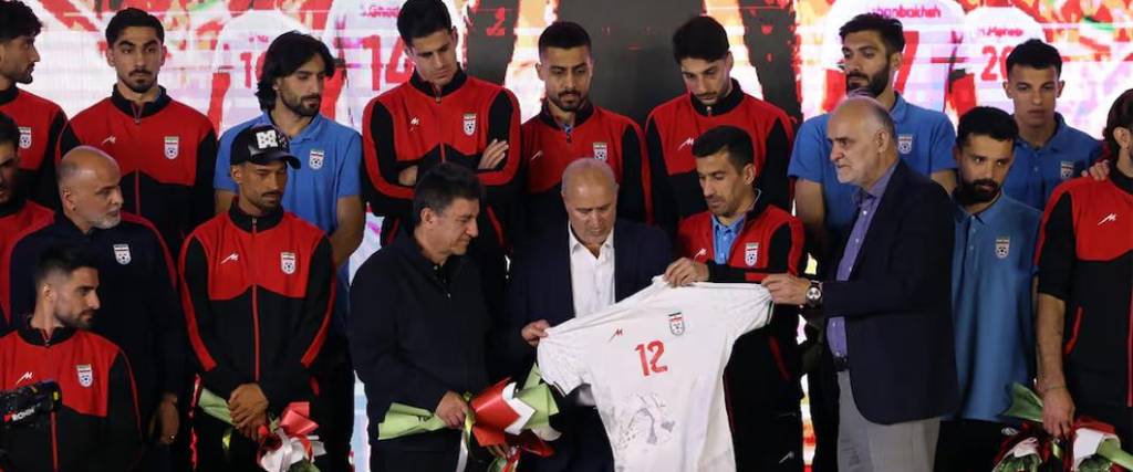 La selección de Irán tuvo un acto de despedida en Teherán antes de iniciar su preparación en Turquía.