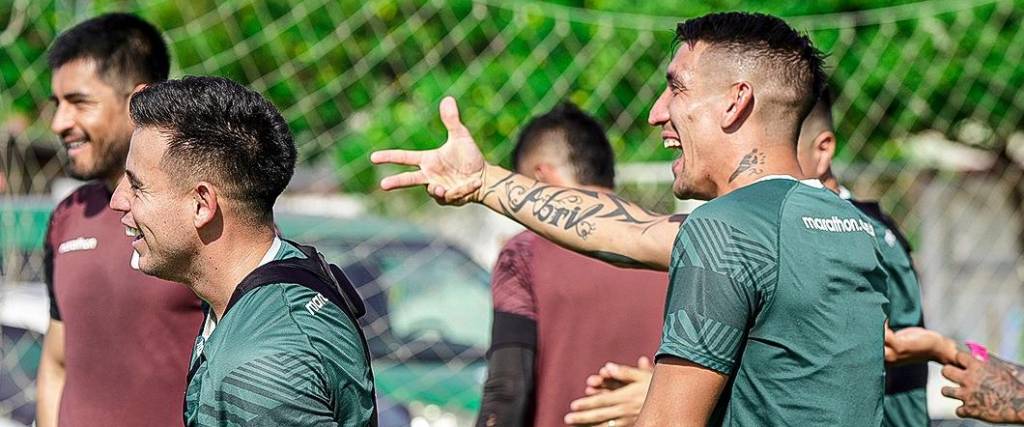 El técnico de Oriente Petrolero descartó una supuesta pelea entre los jugadores Henry Vaca y Centurión.