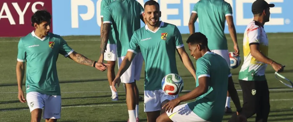 La selección boliviana cerró prácticas este miércoles por la tarde en el complejo deportivo de Borregos.