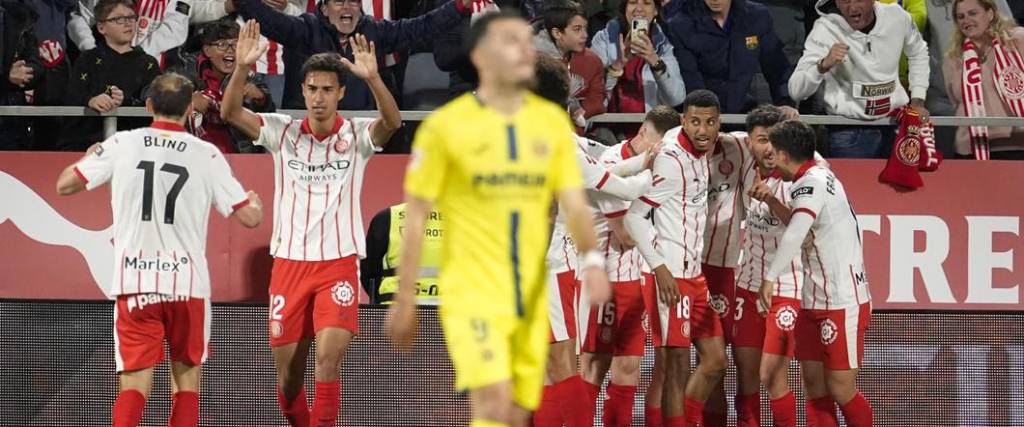 El conjunto catalán logró una victoria ante Villarreal en el cierre de la jornada 30 en la Liga de España.