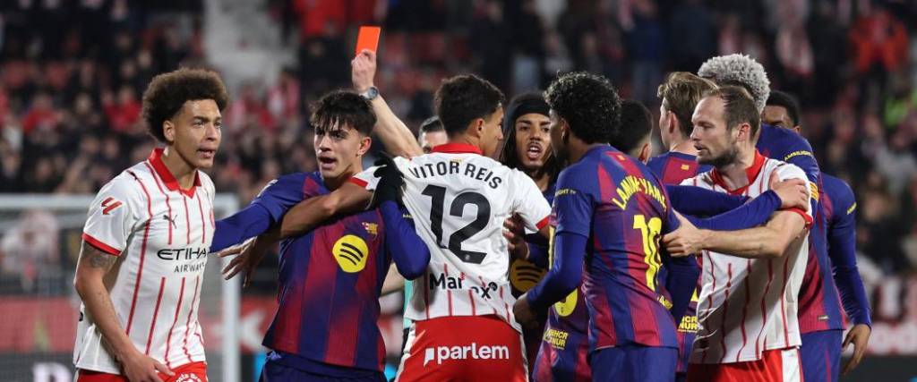 El duelo entre Barcelona y Girona terminó caliente por la bronca de los jugadores del cuadro azulgrana.