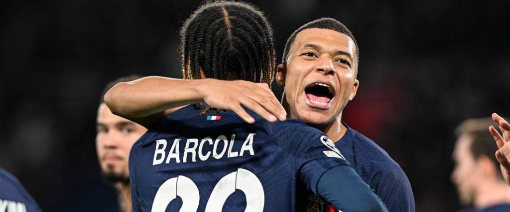 El delantero Kylian Mbappé anotó el primero de los dos tantos para el triunfo del equipo parisino.