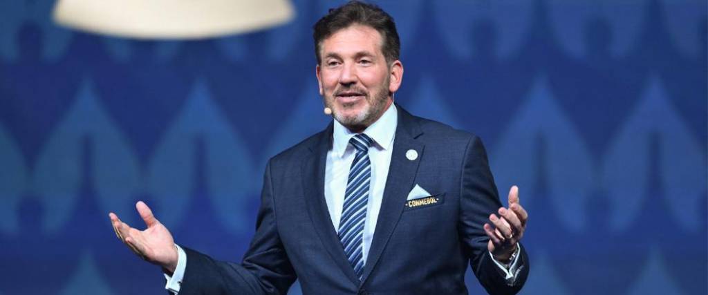 El presidente de la Conmebol es señalado de quedarse con $us 5 millones recuperados del caso FIFAGate.