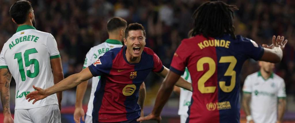 El polaco Robert Lewandowski anotó su séptimo gol en la temporada para darle el triunfo al Barcelona.