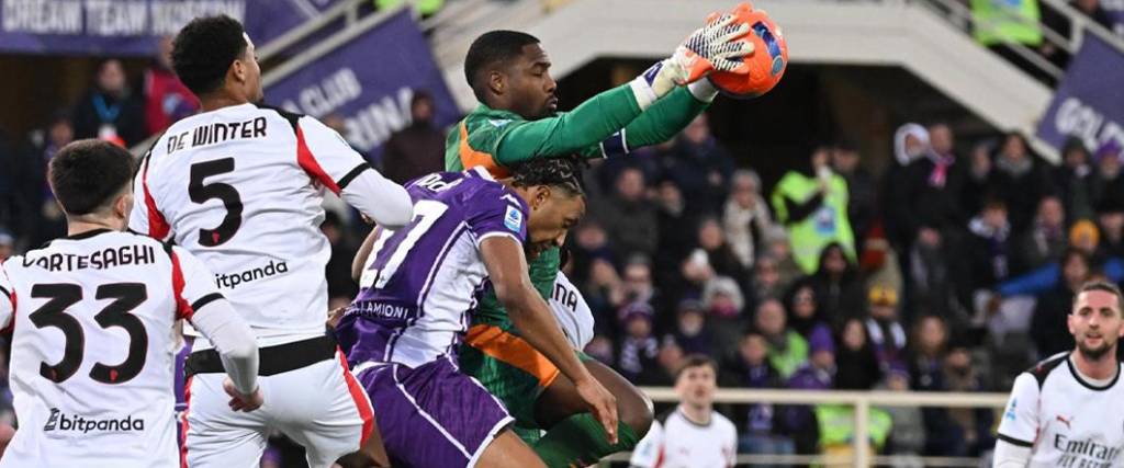 El conjunto ‘rossonero’ no pudo conseguir un buen resultado en su visita al cuadro ‘Viola’ en Florencia.