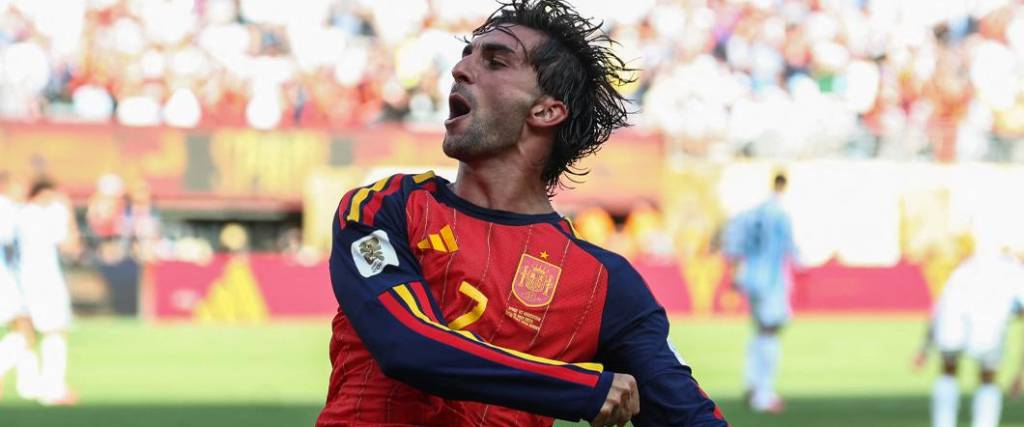 Ferran Torres se convierte en el héroe del partido y otorga la victoria del Mundial a España.