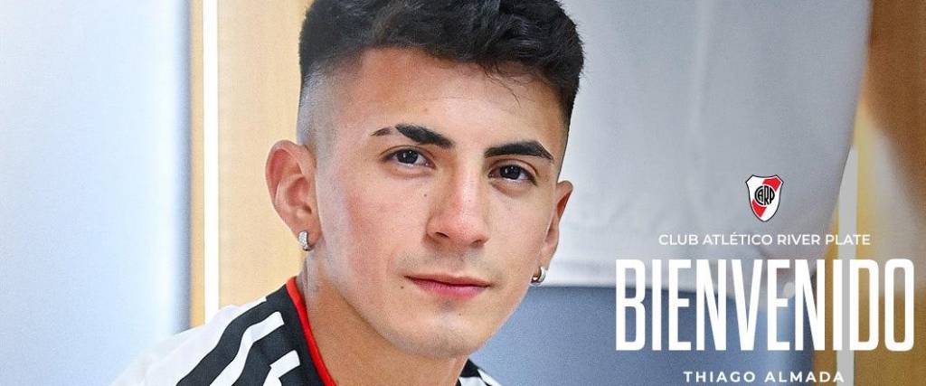 El mediocampista argentino regresó a su país para jugar en River Plate tras su paso por Atlético de Madrid.