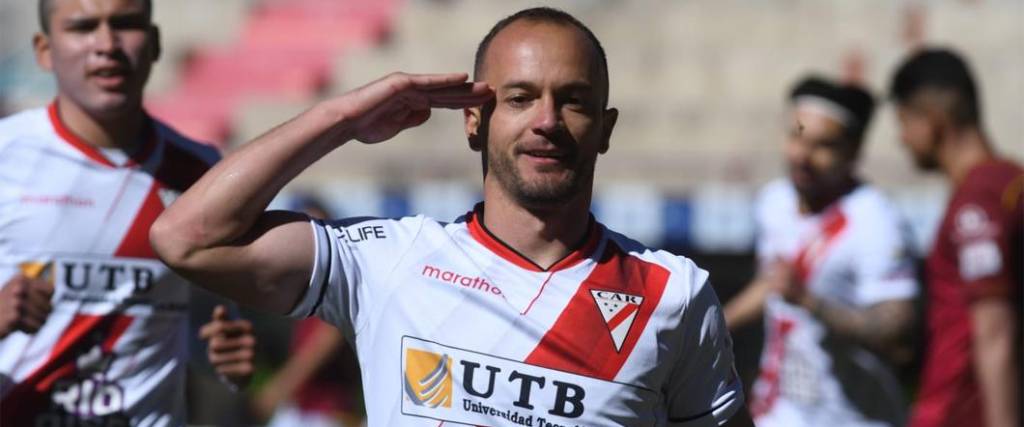 El paraguayo naturalizado boliviano, Juan Godoy, marcó dos goles en la victoria de Always ante Real Oruro.