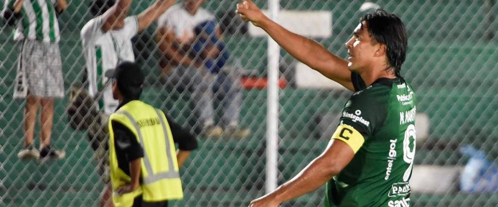 Marcelo Martins es el goleador de Oriente Petrolero en el torneo con tres anotaciones.