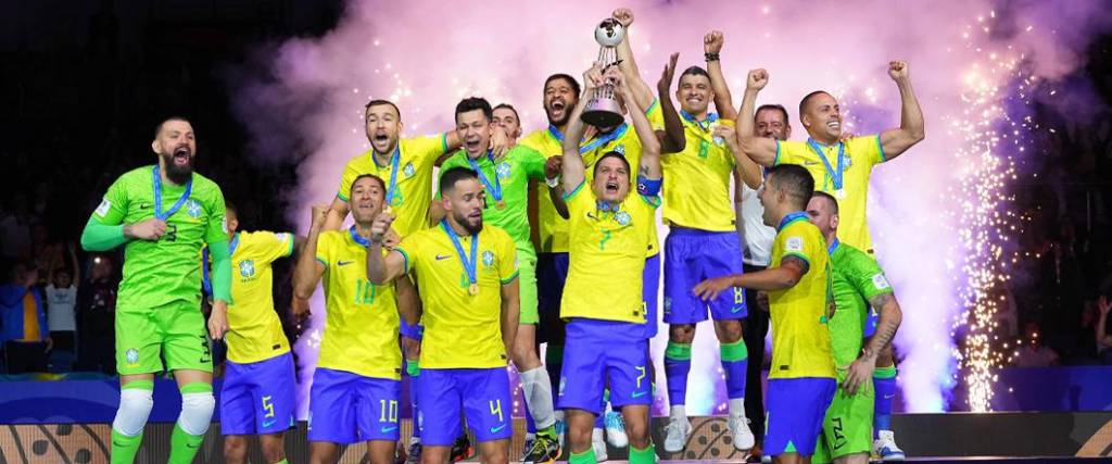 El equipo brasileño logró su sexto título de su historia tras vencer a Argentina por 2-1 en Uzbekistán.