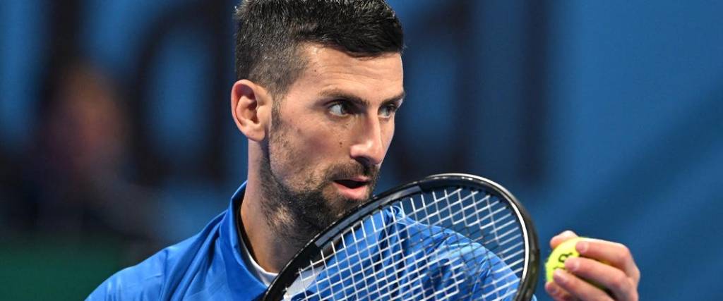 El tenista serbio cayó eliminado en primera fase del ATP 500 de Doha tras perder ante el italiano Berrettini.