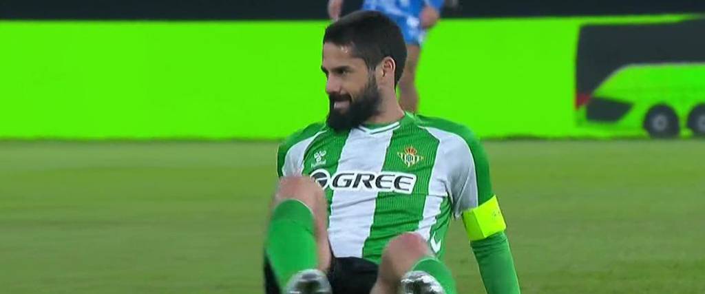 El capitán del Betis sufrió una nueva lesión tras chocar con su compañero de equipo, el marroquí Amrabat.