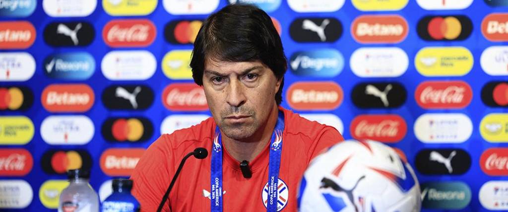 Paraguay tuvo una pésima campaña en la Copa América al mando de Garnero, perdiendo los tres partidos.