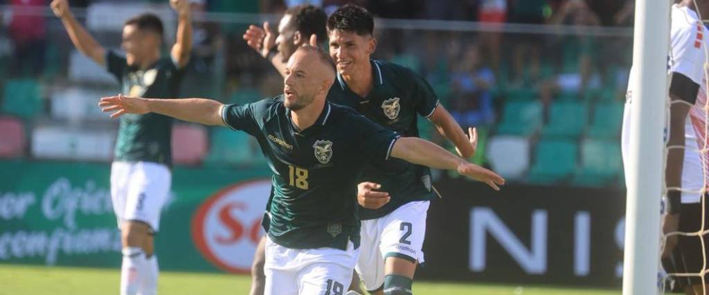 La selección boliviana tuvo un gran apoyo de los hinchas en Santa Cruz en los amistosos antes del repechaje