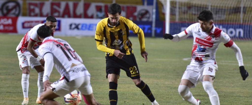 El conjunto aurinegro logró una victoria al mando de Giancarlo Zago y Juan Carlos Paz García.