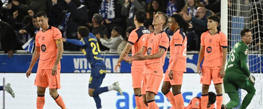 El equipo azulgrana perdió en su visita a Alavés y no podrá llegar a los 100 puntos en la Liga de España.