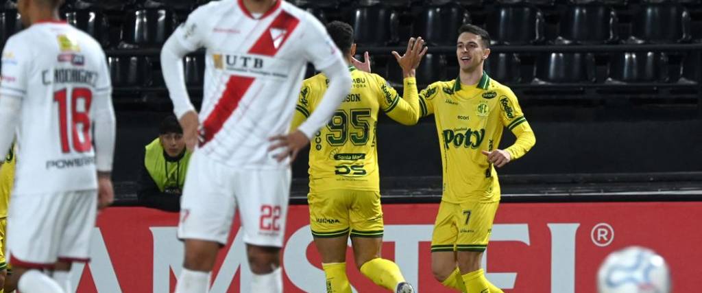 El campeón del fútbol boliviano quedó eliminado de la Copa Libertadores tras caer por 1-2 ante Mirassol.