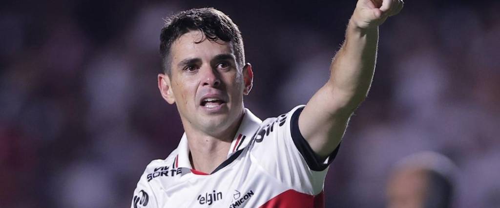 El exjugador del Chelsea y de Brasil padece una afección cardíaca que puede poner fin a su carrera.