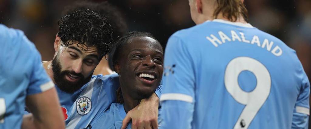 Los dirigidos por Pep Guardiola lograron una victoria por 3-0 para doblegar al Liverpool.