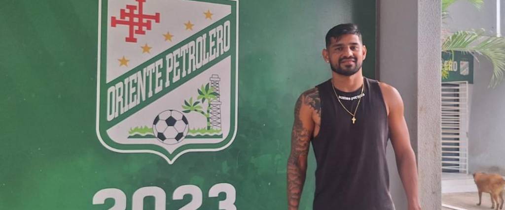 El delantero paraguayo se desvinculó del CD Águila de El Salvador para recalar en el equipo verdolaga.