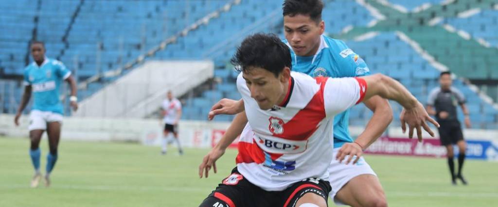 El delantero Víctor Ábrego anotó dos goles en la recta final del partido para darle la victoria a Nacional.