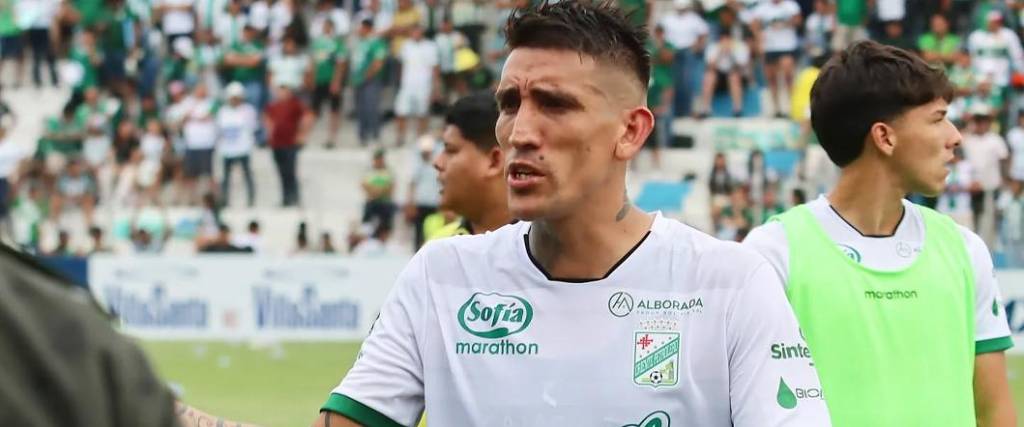 El argentino Ricardo Centurión no será tomado en cuenta por una molestia en la rodilla.