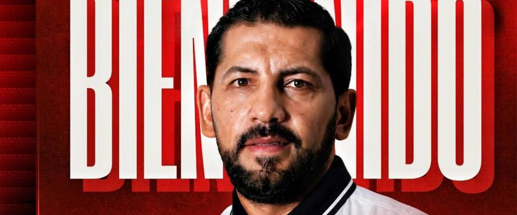 El técnico orureño fue anunciado como nuevo entrenador del conjunto ‘manzanero’.