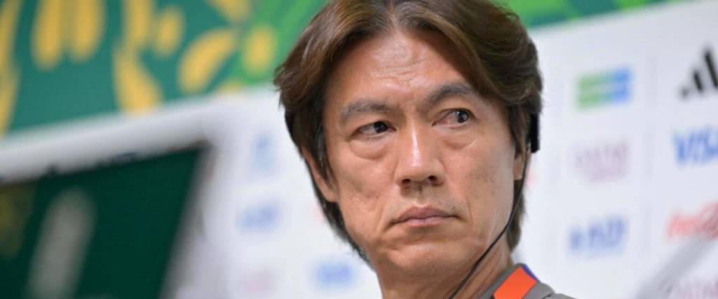 El seleccionador de Corea del Sur anunció la renuncia a su cargo tras el fracaso de su equipo en el Mundial.