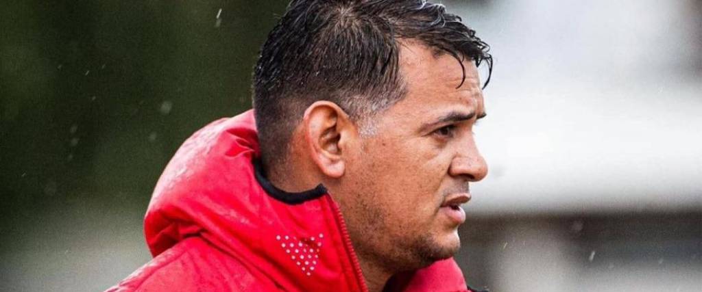 El técnico paraguayo asume el mando en Always Ready tras su paso por ABB.
