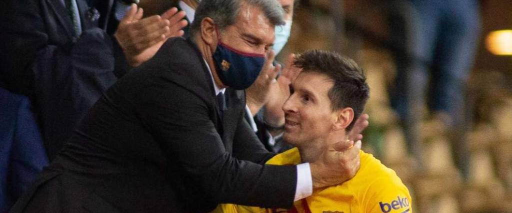 Según Xavi Hernández, Lionel Messi tenía todo acordado para volver a Barcelona en enero de 2023.