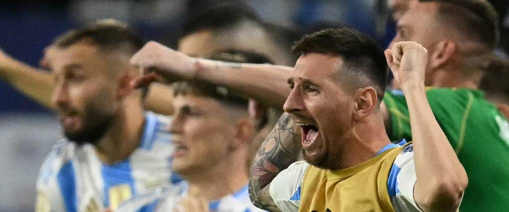 Messi el momento en que se da el pitazo final que dio paso a los festejos por la obtención de una nueva Copa América