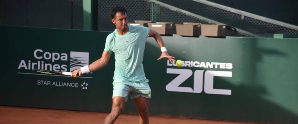 Hugo Dellien, tenista boliviano, sigue en carrera en el Challenger de Guayaquil. 
