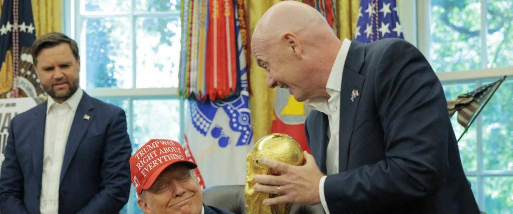 Donald Trump se reunió en agosto con el presidente de la FIFA, Gianni Infantino
