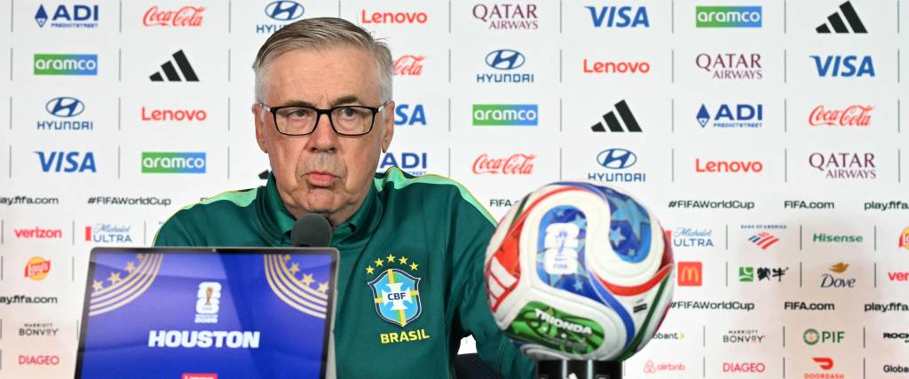El entrenador de Brasil, el italiano Carlo Ancelotti, en anterior conferencia de prensa.