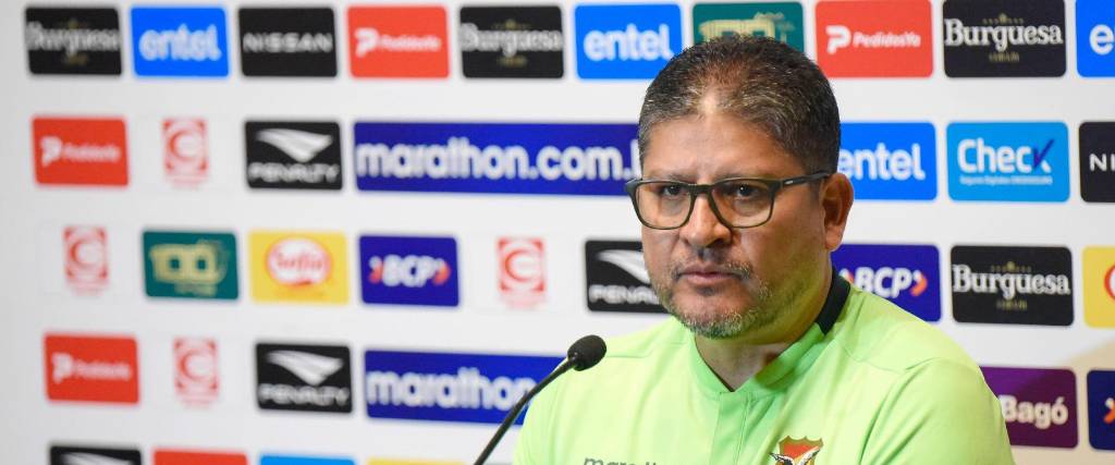 Oscar Villegas, técnico de Bolivia, habló con la prensa este sábado