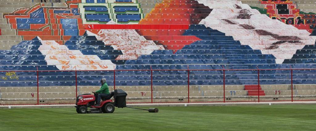 El estadio de Villa Ingenio luce remozado para el partido por Eliminatorias