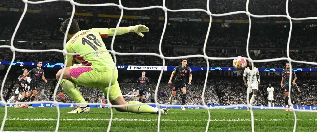 El Real Madrid empató con el Manchester City 3 a 3