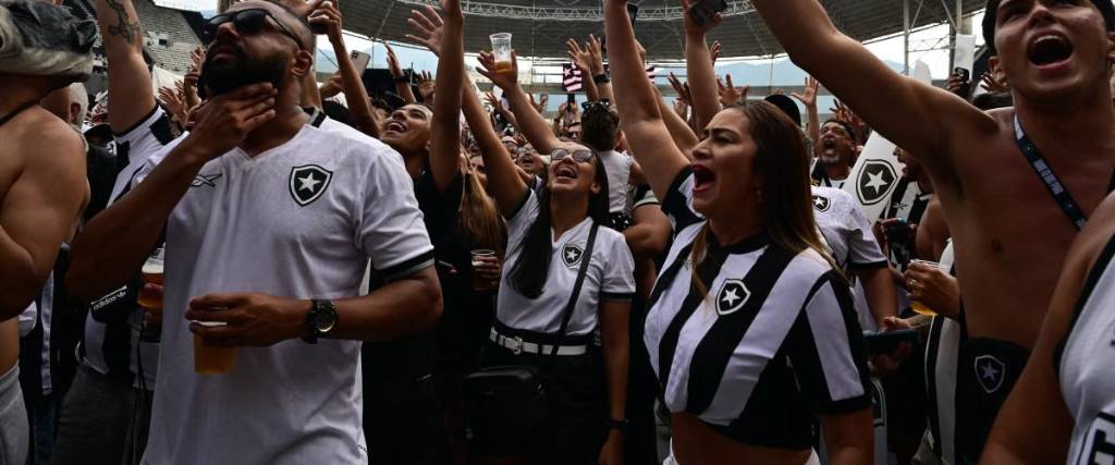 Hinchas de Botafogo