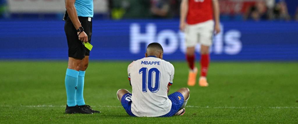 Mbappé se lesionó en el debut de Francia en la Euro 2024