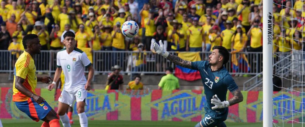 Viscarra apunta a ser el arquero titular de la Copa América 