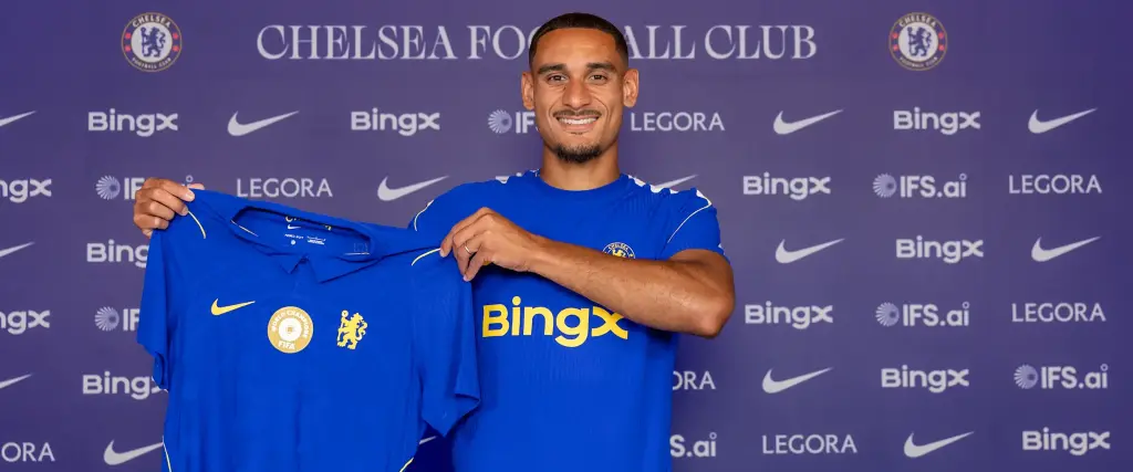 El defensor francés Maxence Lacroix presentado en el Chelsea de Inglaterra. 