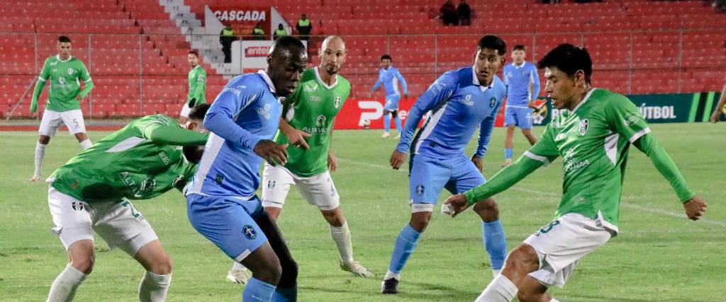 - Incidencias del partido entre Real Tomayapo vs San Antonio, jugado en el estadio IV Centenario