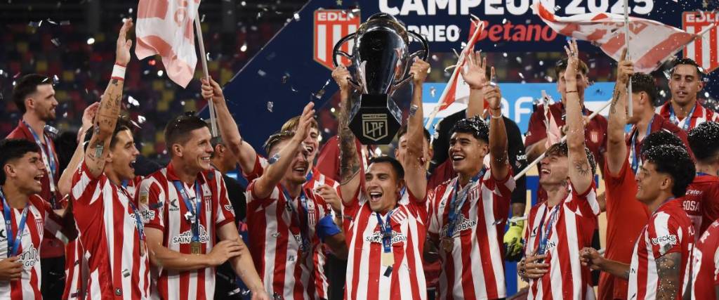 Estudiantes celebra la conquista del campeonato argentino