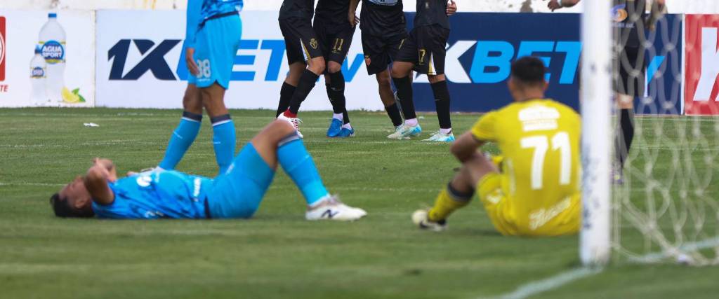 Blooming humillado en Oruro