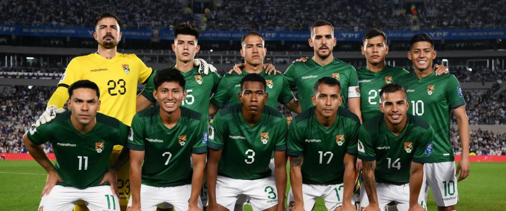 La selección de Bolivia en el último partido ante Argentina 