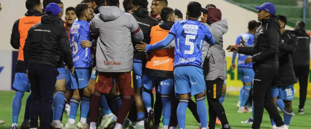 La pela se dio al término del partido