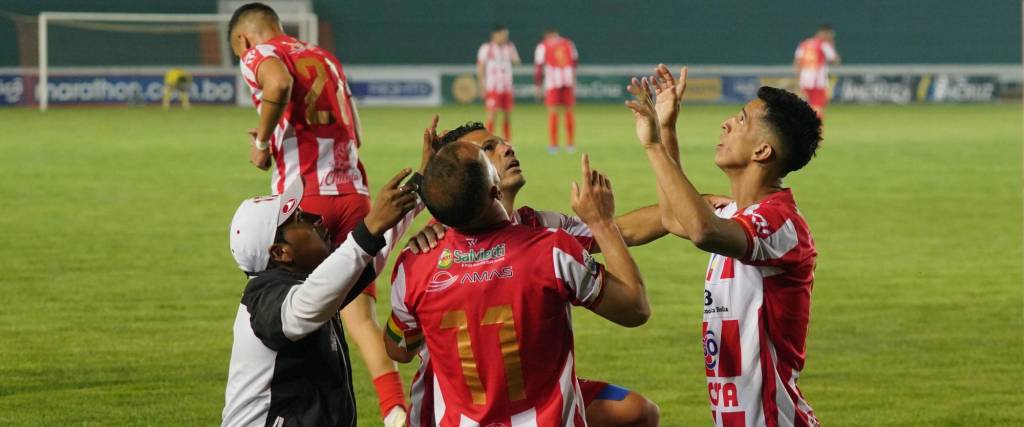 Independiente Petrolero, uno de los equipos que busca evitar la zona roja del descenso